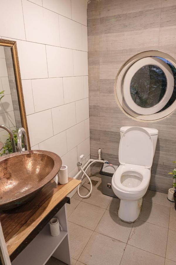 Ruth'S Bed & Breakfast Лембанг Экстерьер фото